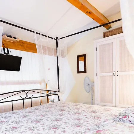 Mezzanine A - Terrasse Sud, Parking, 4 Couchages, Confort - Fr-1-409-103 Villa Narbonne-Plage